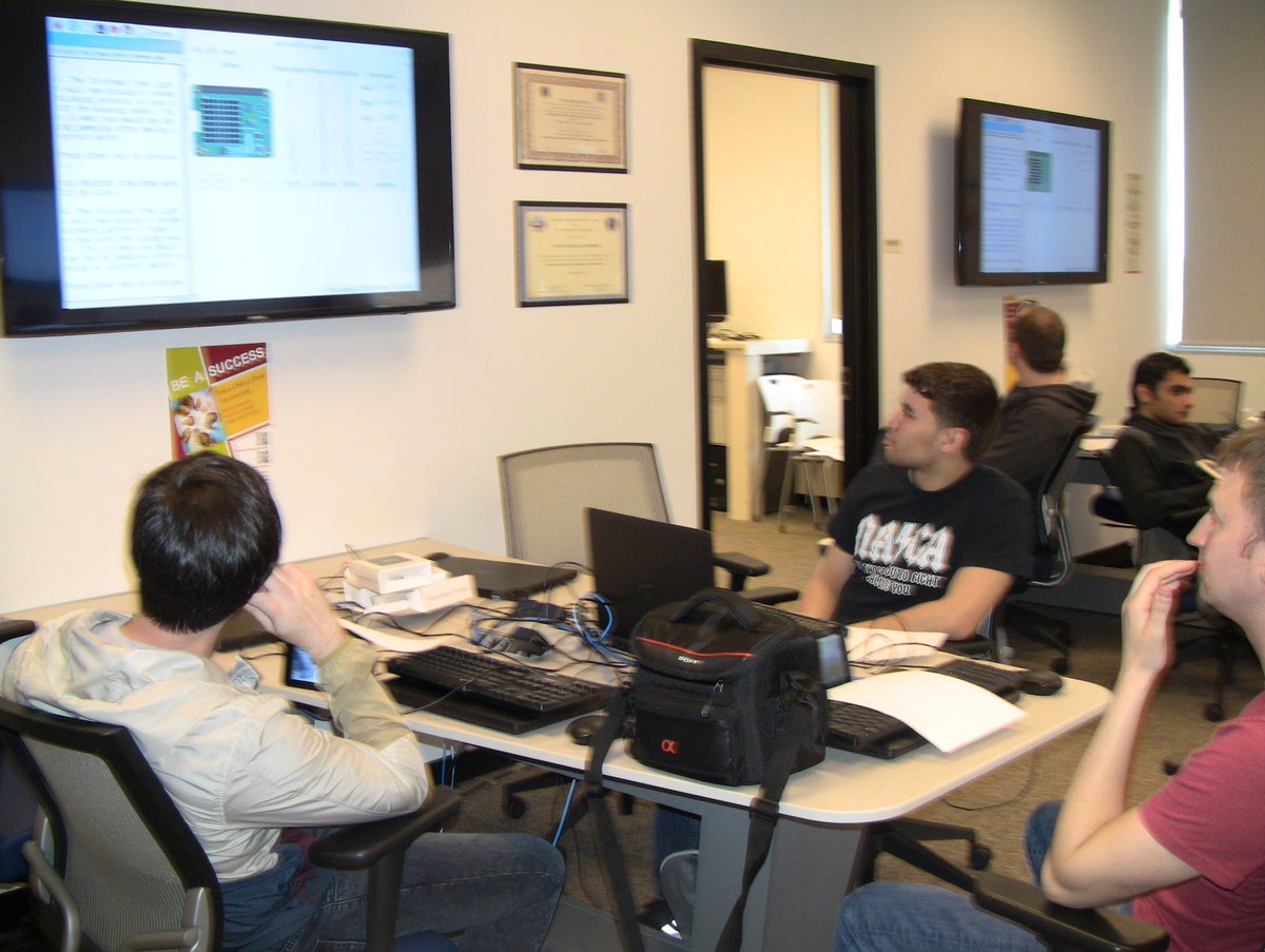 CCMITDept's tweet photo. Scenes from today's Raspberry Pi Jam. Fun was had by all! Thanks Professor Sidaras-Tirrito and Computer Science Club! #makers #ccm #ccmIT #physicalcomputing @CCM_edu https://t.co/g6Eu79kpnz