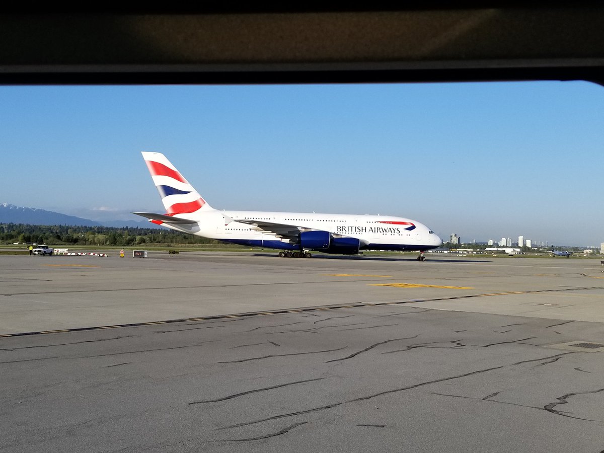 armstrong_77's tweet photo. #yvrairbusday https://t.co/FcXDl8yVX6