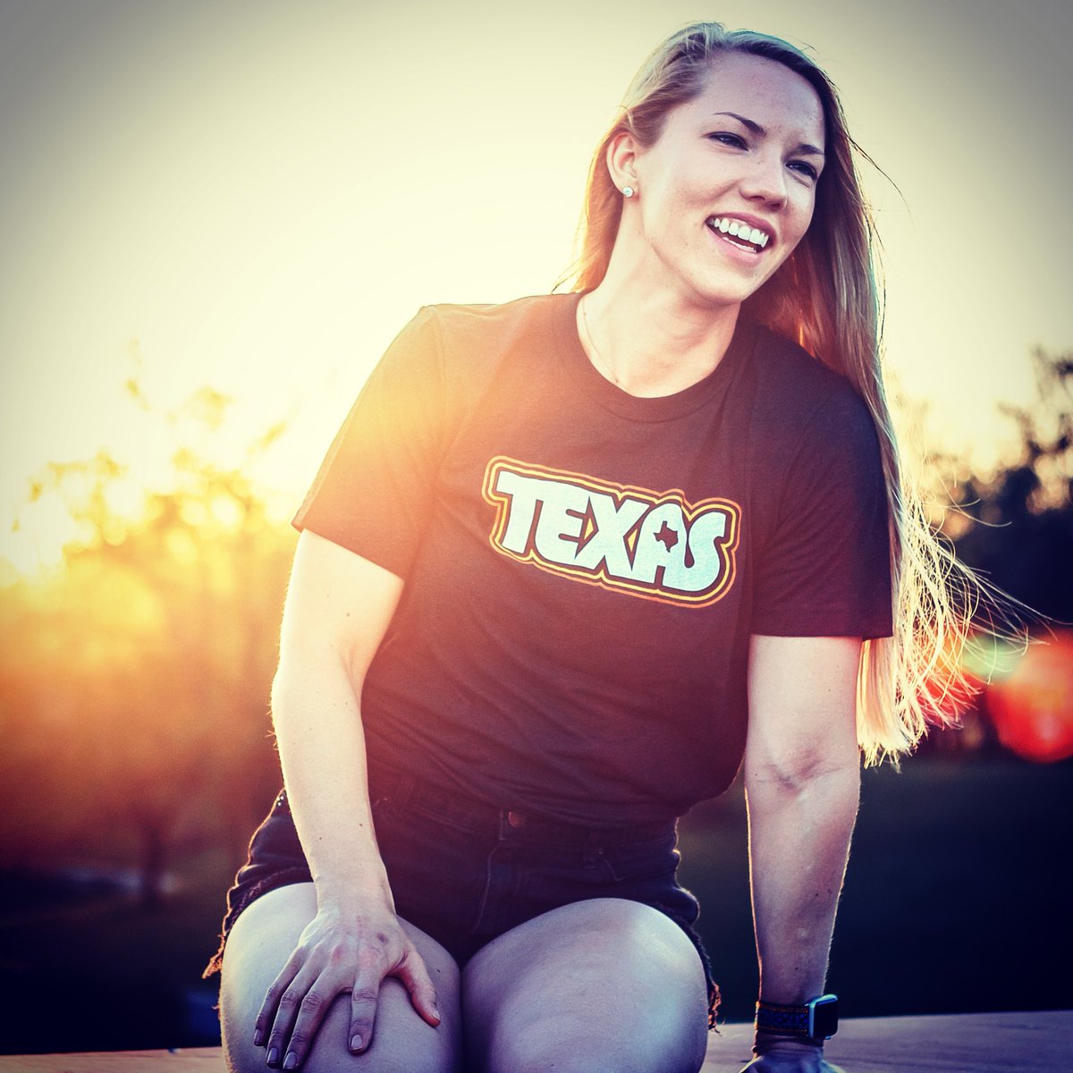 Show your Texas Pride wearing our popular Retro Texas Tee! #texastshirt #texaspride #texassunsets #atxlocal #atxlove #atxlifestyle #austinlifestyle #austintexas #texaslove #retrotexas