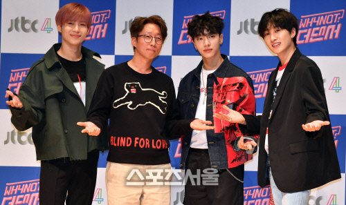 DcKM0eAVwAMOqzx.jpg:large