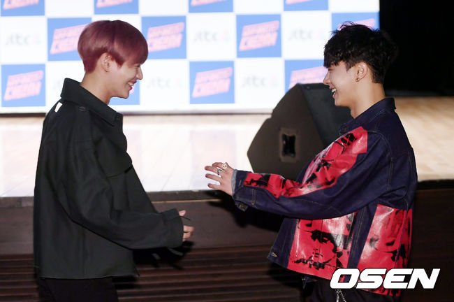 DcKM2ptVAAAnMYe.jpg:large