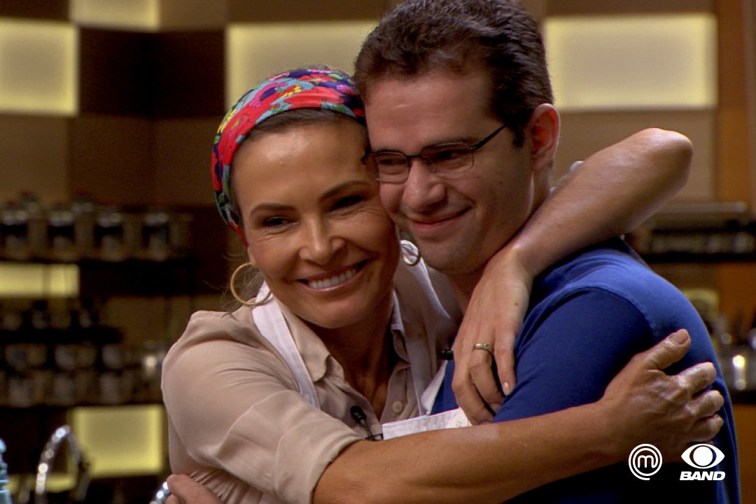 masterchefbr's tweet photo. VAI, ARISTEU! CORRE, ARISTEU! PICA A CEBOLA, ARISTEU! AGILIZA, ARISTEU! ANDA, ARISTEU! #MasterChefBR https://t.co/yyZxzj1u09
