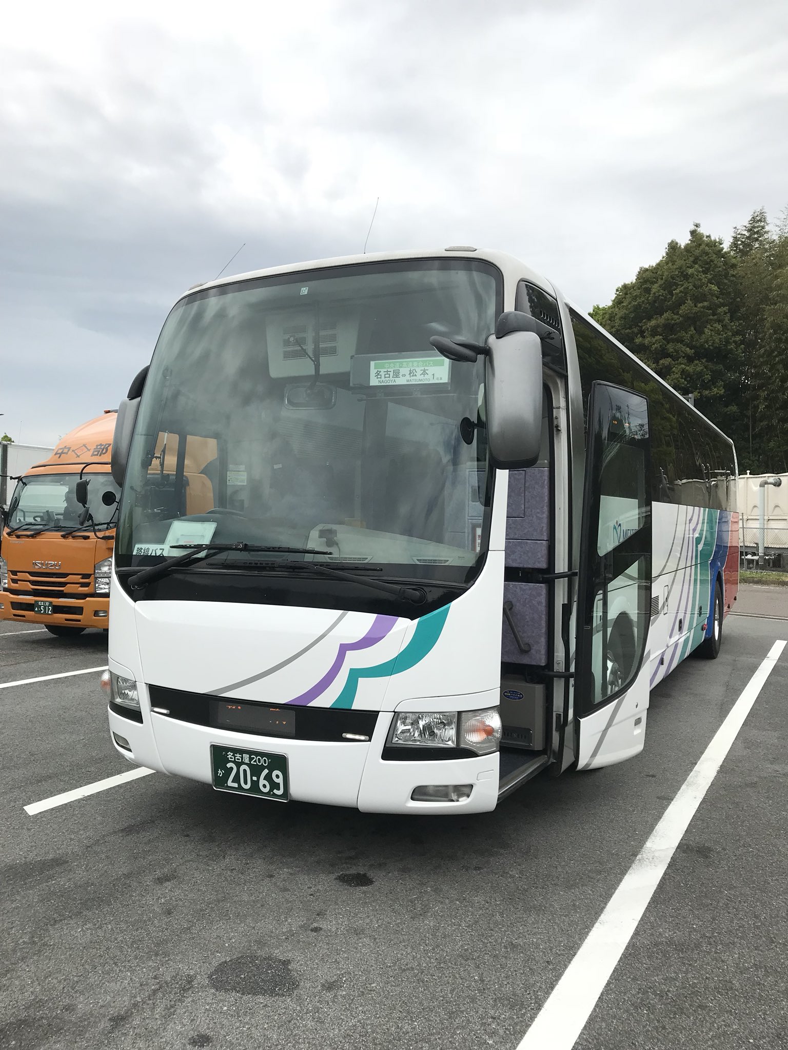 まつぼっくり 久々に中央道神坂paにやって来たので少々趣味活動 中央道高速バス名古屋 松本線便名鉄観光バス 便アルピコ交通 中央ライナーなごや1号 H654 号車 名鉄観光バス アルピコ交通 Jrバス関東 中央道高速バス 中央ライナー