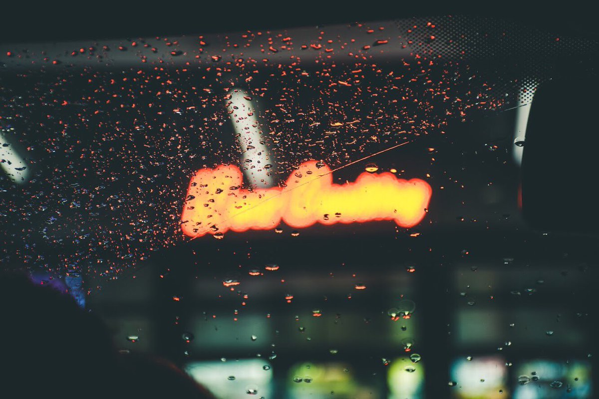 JasperLepani's tweet photo. New photo on the gram, come check out my awesome portfolio!

https://t.co/39EgAcJ5co

#neon #photograghy #moody https://t.co/Y2lP4SnCO9