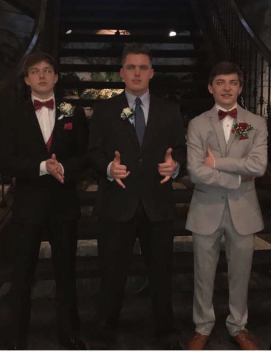 jackypoo233's tweet photo. Happy birthday buddy!!!!! https://t.co/pBdo5O6Yt4