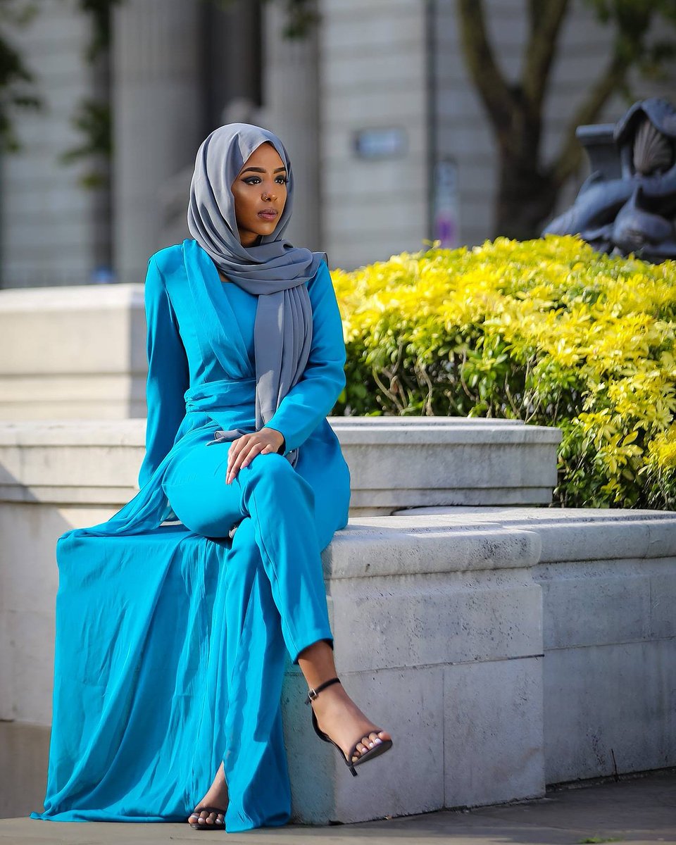 amirabcom's tweet photo. Sleek, modern and versatile why is this one piece jumpsuit is your day to evening outfit π. Shop at https://t.co/lQLbEHbsZ9 #freeshipping #amirabcom #jumpsuit #fashion #nairobi #model #nairobikenya #trend #streetstyle π·@tunji_jinadu model @rxx_xo https://t.co/BnhpWe867g
