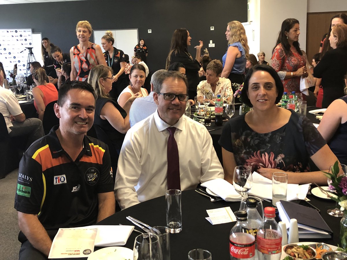 LukeGoslingMP's tweet photo. Fantastic to attend the launch of ThunderW, who are joining the VFL for the first time. Great to have head of @aflwomens #NicoleLivingstone OAM up here. All the best for the season ahead #ThunderW!
@NTThunderFC @aflwomens afl @AFLNT https://t.co/eacIw4bwdt