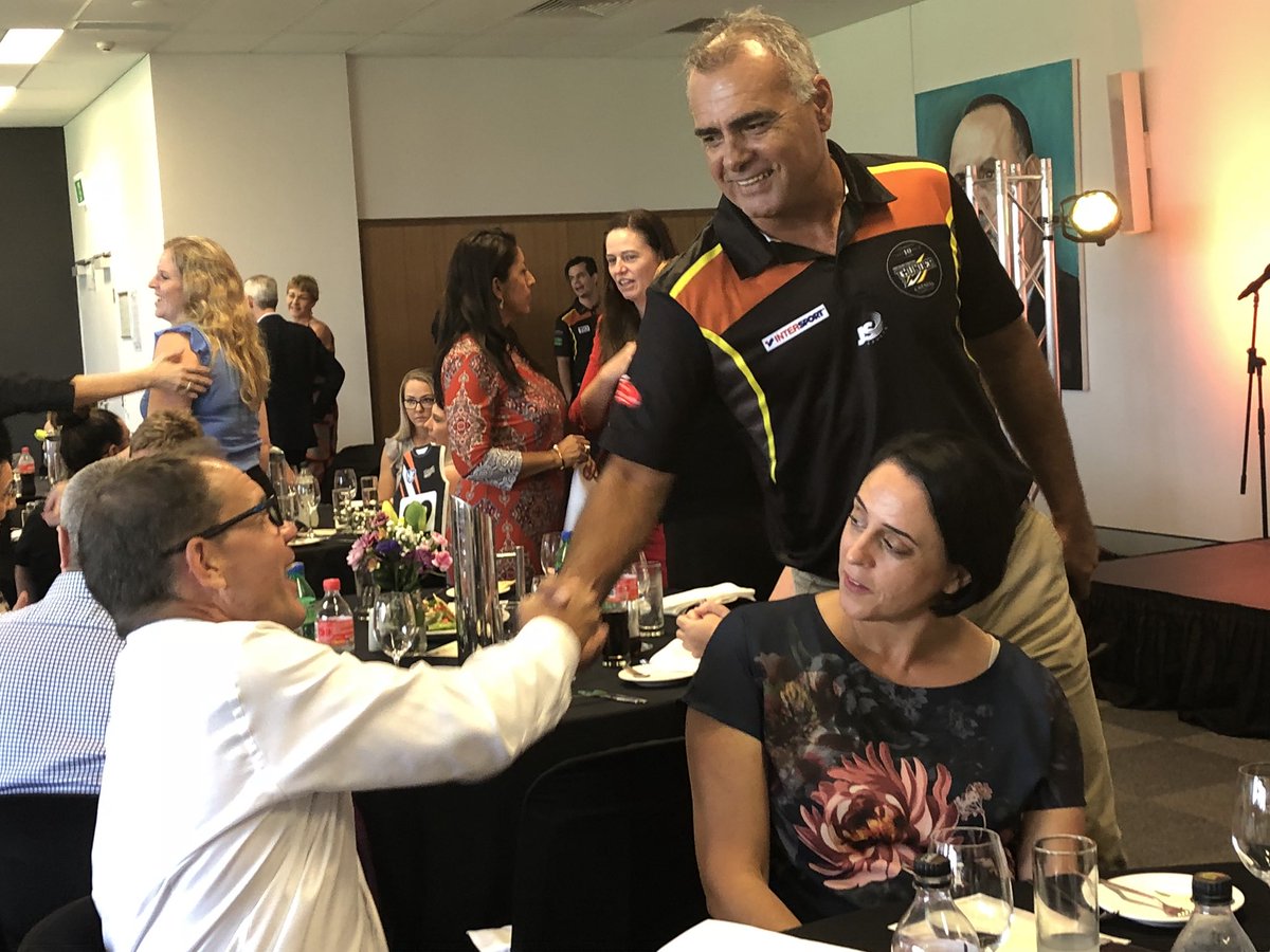 LukeGoslingMP's tweet photo. Fantastic to attend the launch of ThunderW, who are joining the VFL for the first time. Great to have head of @aflwomens #NicoleLivingstone OAM up here. All the best for the season ahead #ThunderW!
@NTThunderFC @aflwomens afl @AFLNT https://t.co/eacIw4bwdt