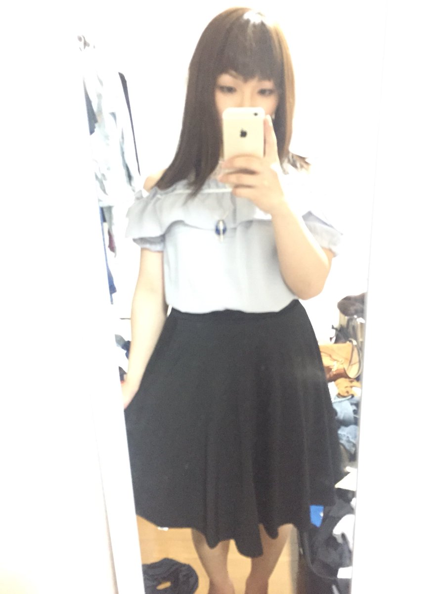 Trapiscas's tweet photo. 春夏ファッションどれが好き？
左から1234です https://t.co/R9tItAs37F