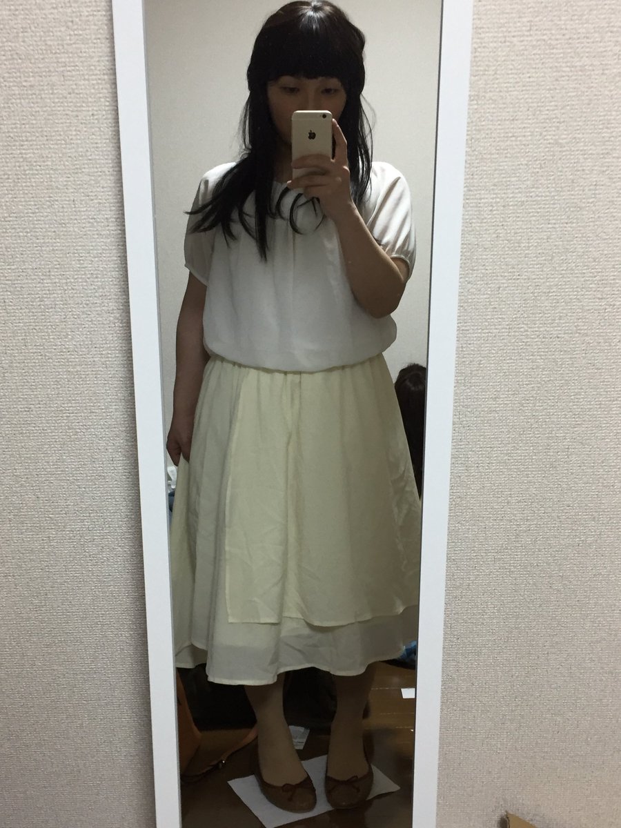 Trapiscas's tweet photo. 春夏ファッションどれが好き？
左から1234です https://t.co/R9tItAs37F