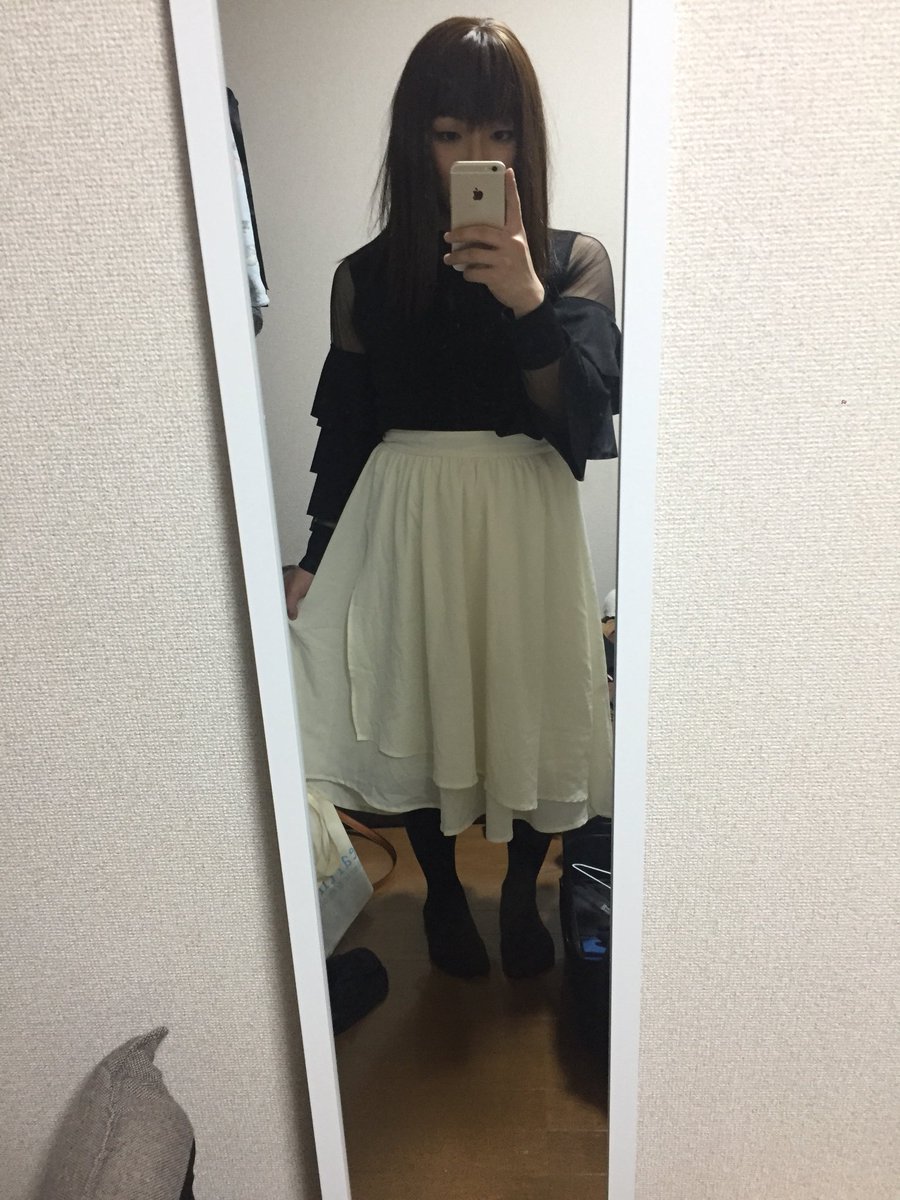 Trapiscas's tweet photo. 春夏ファッションどれが好き？
左から1234です https://t.co/R9tItAs37F