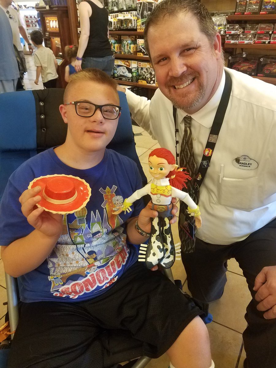 joshsmom63's tweet photo. #CastCompliment Joshuas Jesse stopped talking and this sweet manager made her "come back to life"  thank you!! https://t.co/yK2yBVn2UZ