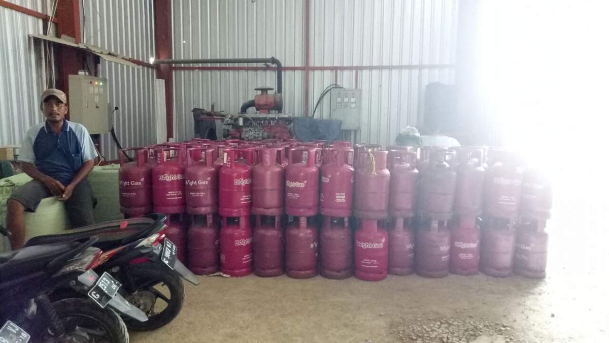 URIPPLASINDO's tweet photo. #BrightGas#12Kg#Pelayanan#NPSO#elpiji#Ayam#Ternak https://t.co/j4tgNmwQQ1