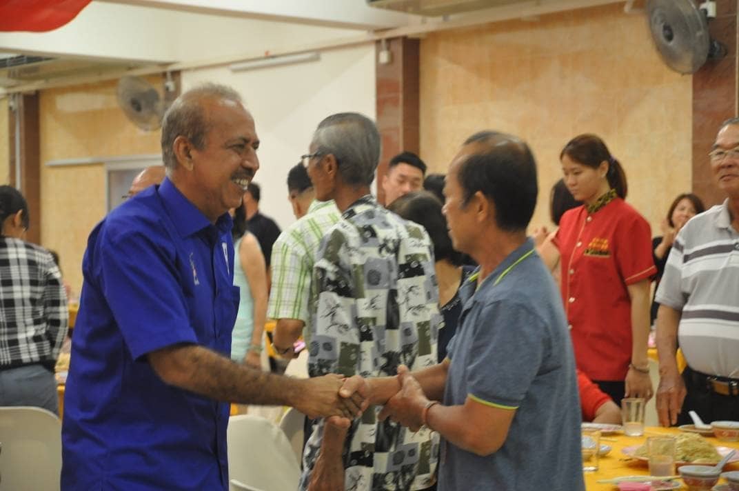 FOBNKEDAH's tweet photo. Majlis makan malam warga pendidik SJKC Parlimen Pokok Sena bersama Calon BN Parlimen Pokok Sena Dato' Haji Said Ali Said Rastan, Calon BN Dun Derga Dato' Dr Cheah Soon Hai, Calon BN Dun Bukit Pinang Dr Mohammad Nawar dan Calon BN Dun Bukit Lada Dato' Haji Ariffin Bin Man. https://t.co/3eiNaU4DyE