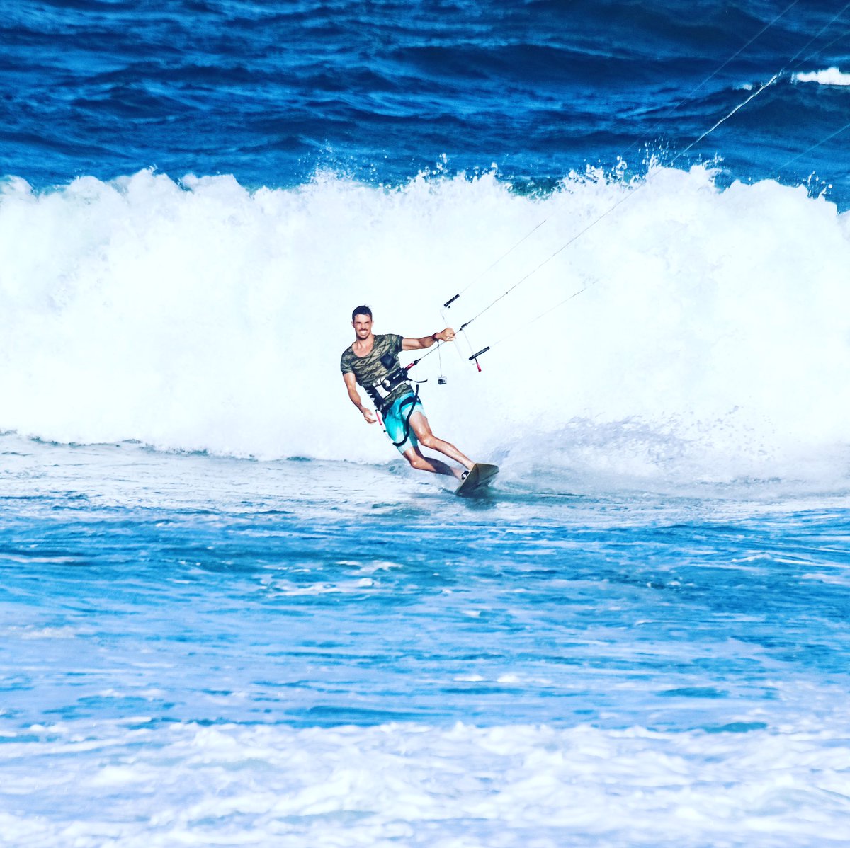 Fetching some serious air with the kite surfers on the east coast 🏄

______________________________________

#totam #sport #surf #kite #kitesurfing #sportswear #surfwear #durban #capetown #southafrica #showtheworld