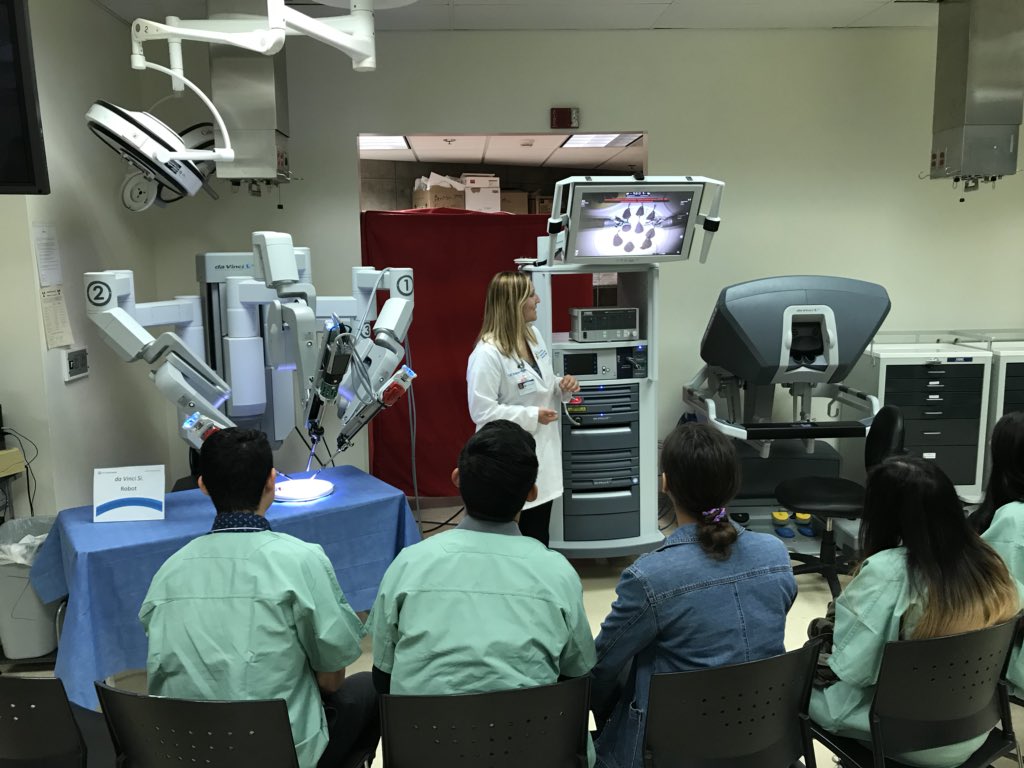 bwiley80's tweet photo. So excited to watch @SatoAcademy students learn surgical skills on the da Vinci robot at UCI Medical Center. Great WBL experience tied to #PLTW medical curriculum. #proudtobelbusd #LinkedLearning #satodragons https://t.co/ByoR28IrEM