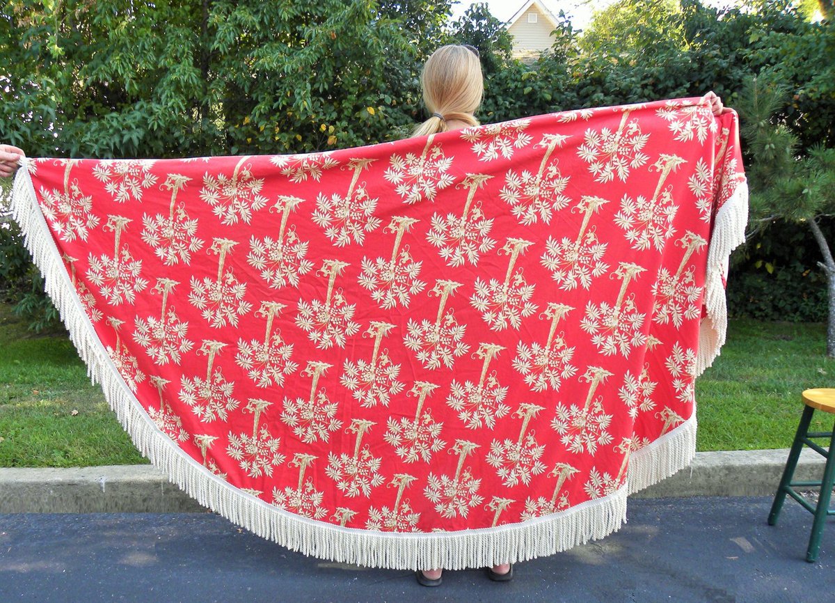 fieldsofvintage's tweet photo. Vintage Round Table Cloth w/ Fringes, Animal Tablecloth Pat Freund Fabric Tropical Monkey Palm Tree, Palm Beach Table Linen Cloth https://t.co/YjwHZYFdNF #FieldsOfVintage #Etsy #LargeTableCloth https://t.co/z3L4So9fzH