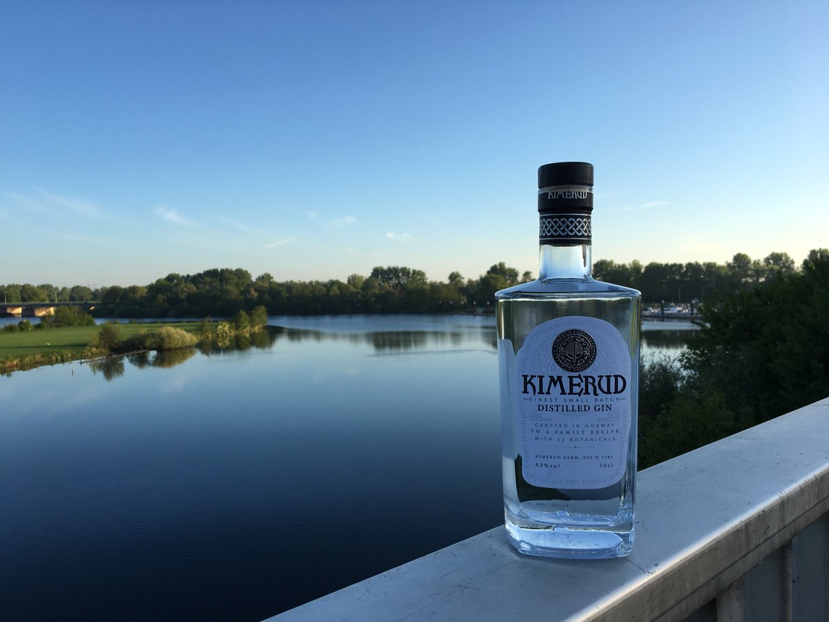 HMX_development's tweet photo. #goodmorning #roermond #kimerud #kimerudgin #gin https://t.co/c1qZfYYZZQ