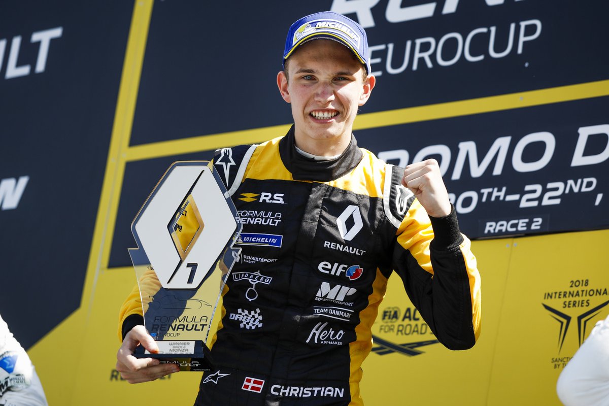 FormulaRapidaES's tweet photo. . @Clundgaard5 and #AlexPeroni joins @FRNECUP round at #PauGP - https://t.co/1C1uDDCohB by @vinyi_arnau96
#FRNEC #FormulaRenaultNEC @mpmotorsport_ #Pau #France https://t.co/VGO9HKvTbC