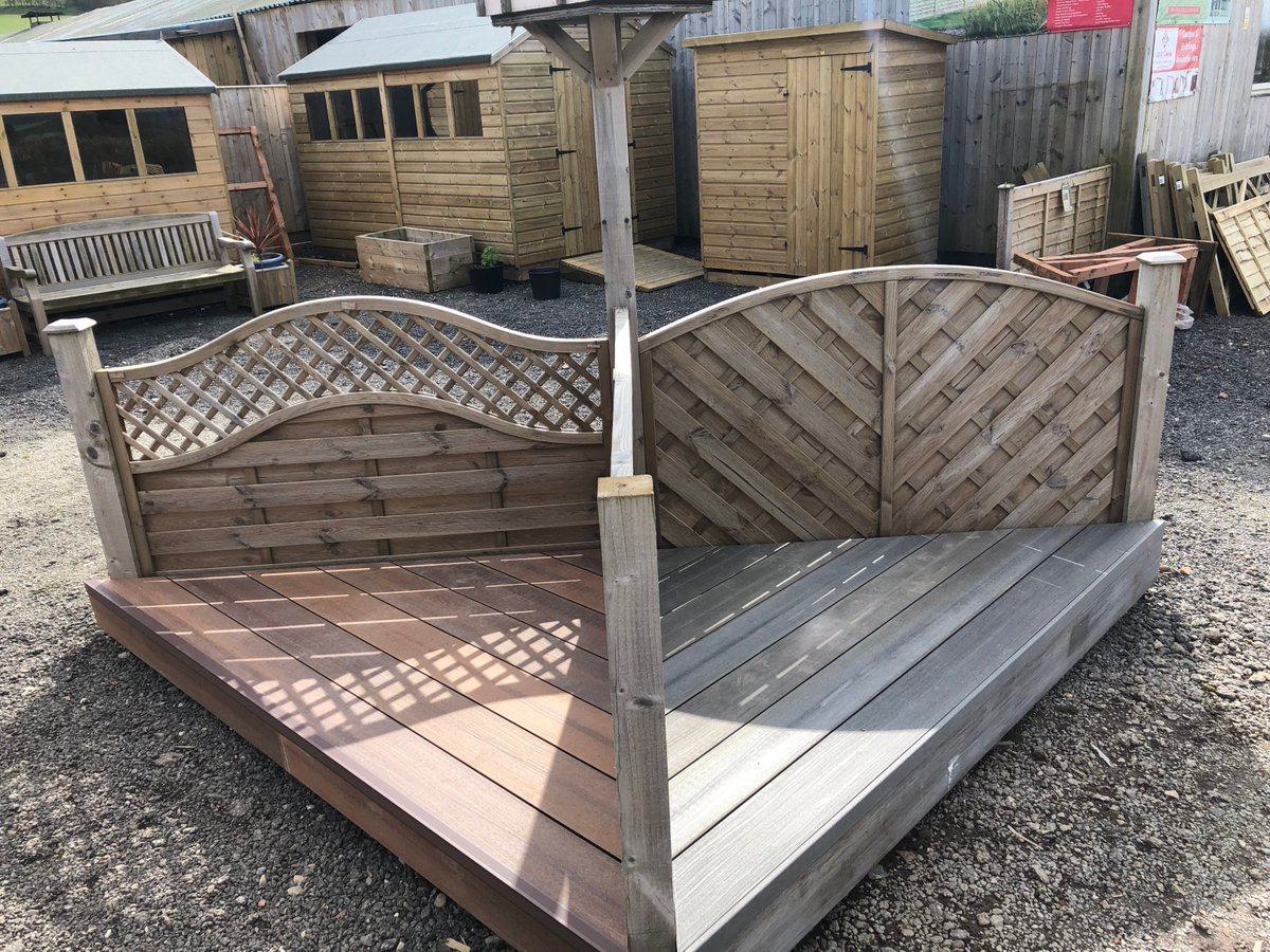 hawthorntimber's tweet photo. Our latest #EasyDeck #compositedecking display installation #dolomit #grey #brown #garden #decking #landscaping https://t.co/Kguqmickfr