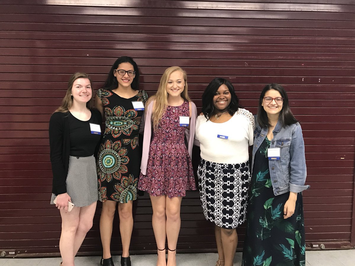 OldMillHSAACPS's tweet photo. Congratulations to our OMHS Scholarship for scholars award winners this week! #oldmillPRIDE https://t.co/jG5ebhQ7wr