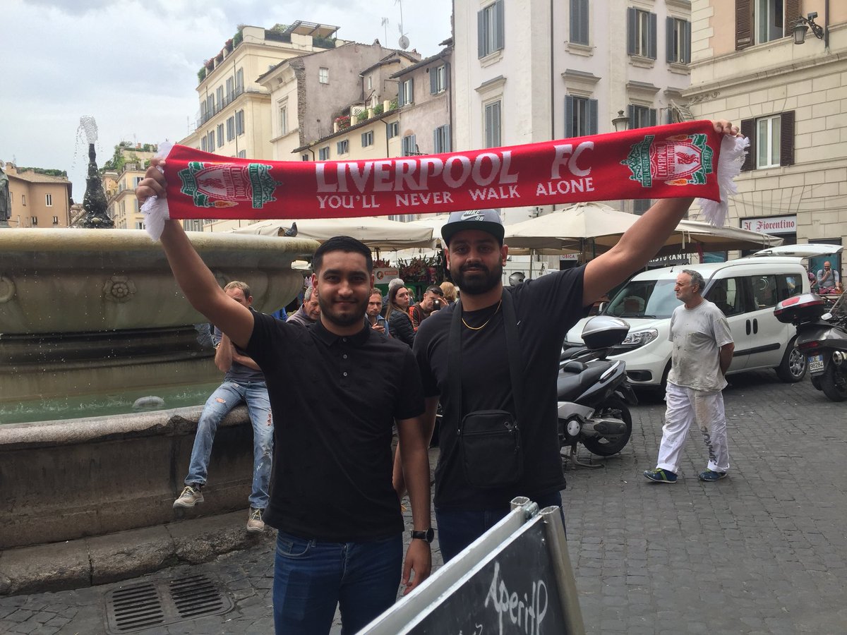<a href="/bbcasiannetwork/">BBC Asian Network</a> @DJNoreenKhan <a href="/jordangill123/">Jordan</a> COME ON YOU REDMEN!!! #awaydays #lfc #roma