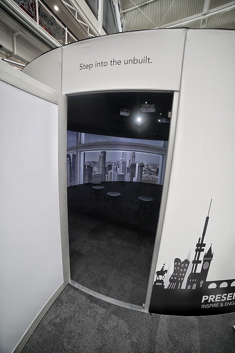 IglooVision's tweet image. Who’s at #futureproptech? Discover a way to step inside the unbuilt.  Visit our #SharedVR cylinder near the entrance. #proptech18 @TheBDC #London #AEC