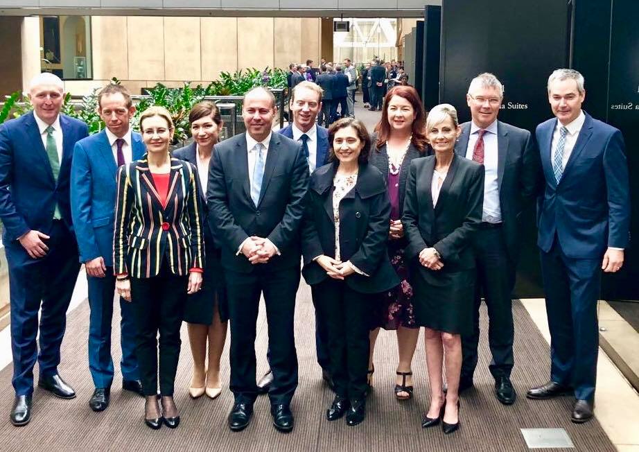 TSCommissioner's tweet photo. By 2025, all Australian packaging in Australia will be reusable, compostable or recyclable! ♻️ Last week was the seventh meeting of Australian Environment Ministers (MEM7). Read more here: https://t.co/J0ET6aQlJK https://t.co/MKGmVp9qms
