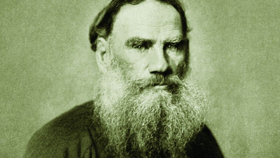 KitapAlintisi's tweet photo. 'Uzak ve imkansız gözüken bir şey, bir anda yakın ve mümkün olabilir.' - Lev Tolstoy https://t.co/e6HTlQEjQC