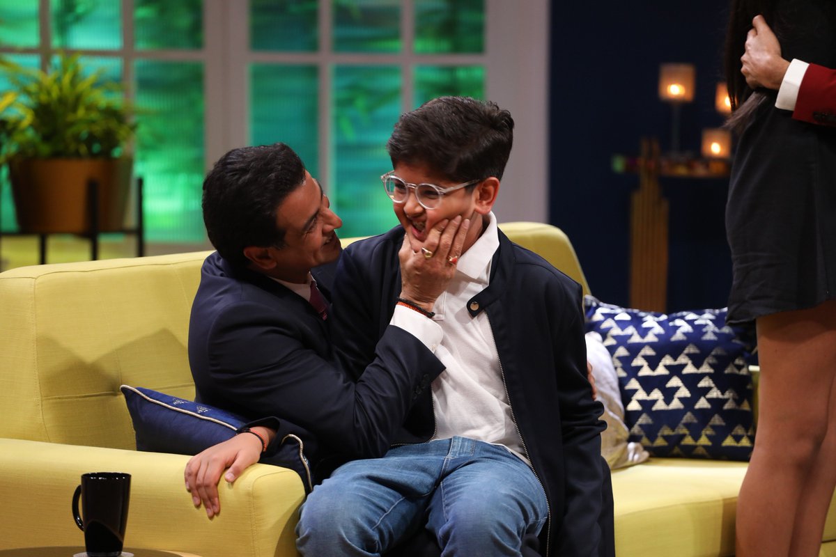 Check out these super awesome snapshots of <a href="/RK1610IsMe/">Rajeev Khandelwal</a> with <a href="/RonitBoseRoy/">Ronit Bose Roy</a> and <a href="/rohitroy500/">Rohit Bose Roy</a> from the sets of #JuzzBaatt