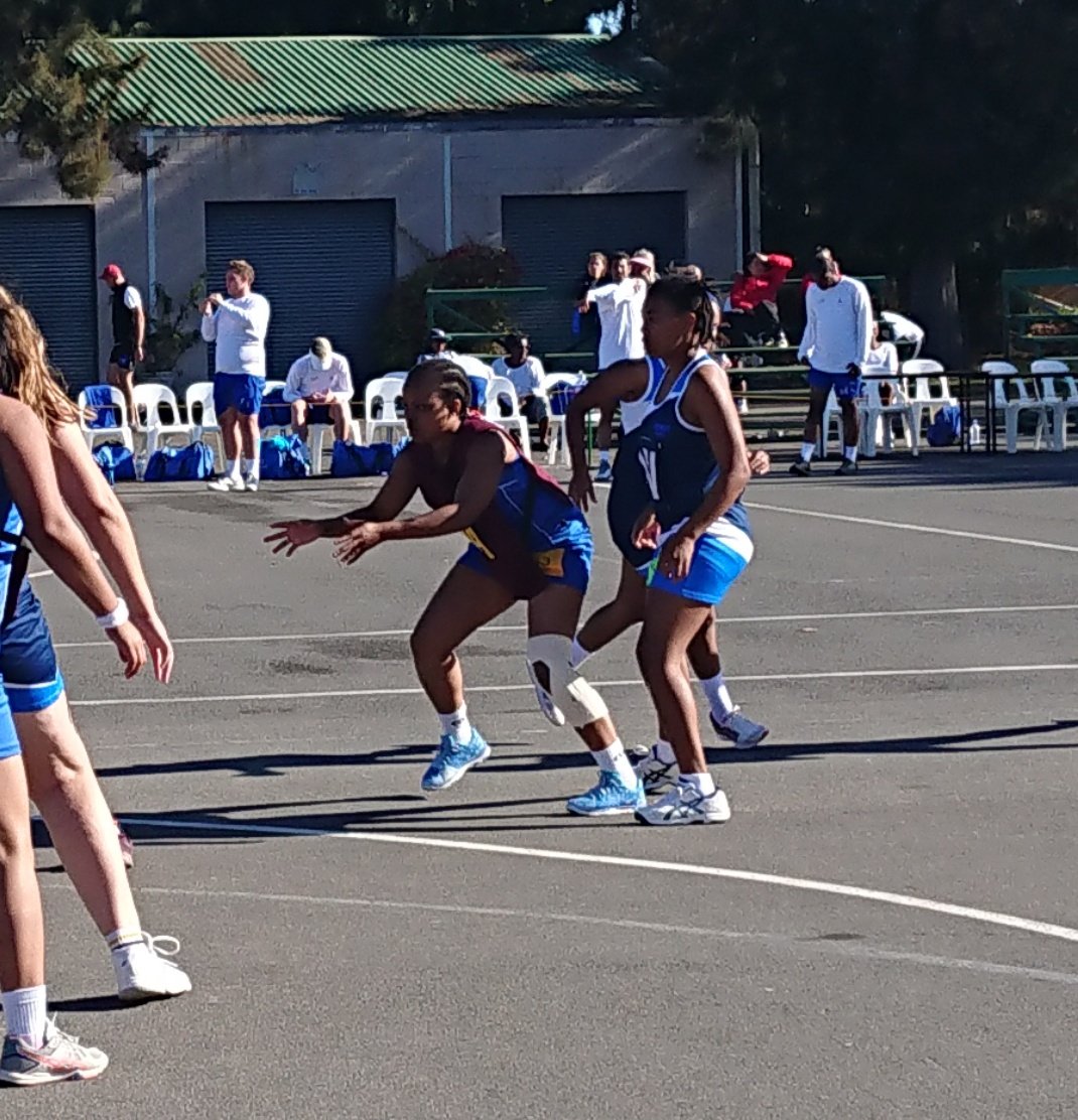 BongieMbayeka's tweet photo. Good weekend
#WPnetball
#WesternCapeChampionship
💪 💯 🙌 🥉 🏀 ♥ https://t.co/qdZCrCADHr