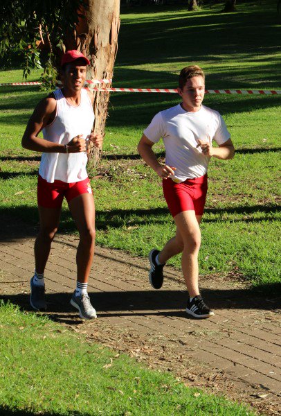 KingEdVIISchool's tweet photo. #RedCrossCountry @KingEdVIISchool Meet 23 Apr.
Seniors placed 2nd overall. Dino Claro 5th.
Juniors placed 5th overall. Jason Vermeulen 3rd.
#WelldoneTeamRed photos at FB.
#Strenue for 7 May Meet at PBHS #GoSchool @peace1972SMS https://t.co/bYlAOblieO