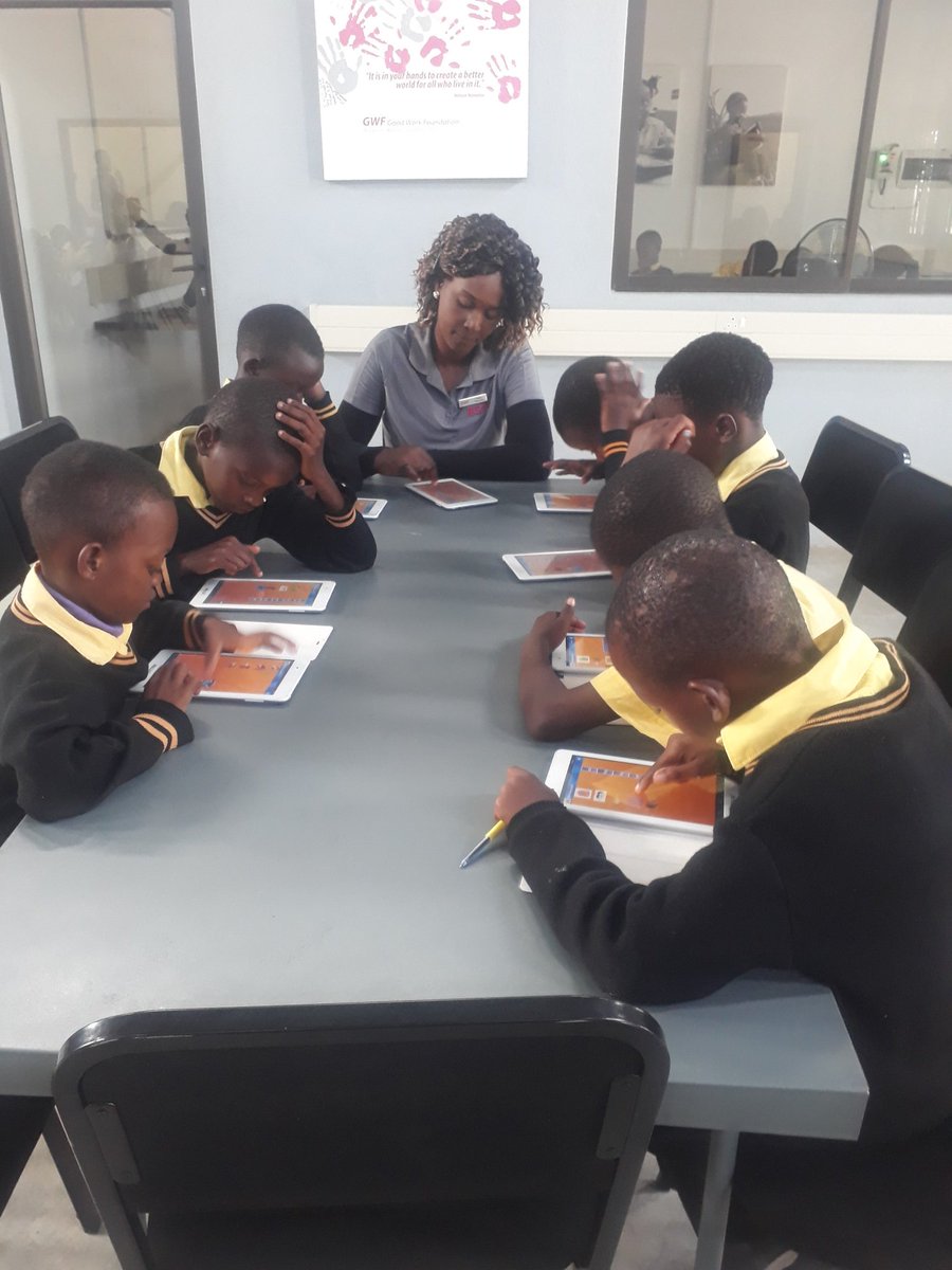 KindTiyani's tweet photo. Second group on the move @GwfOnline @JusticiaDlc. #OpenLearning @rhinoafrica @govern911 https://t.co/cJpuAkpzHa