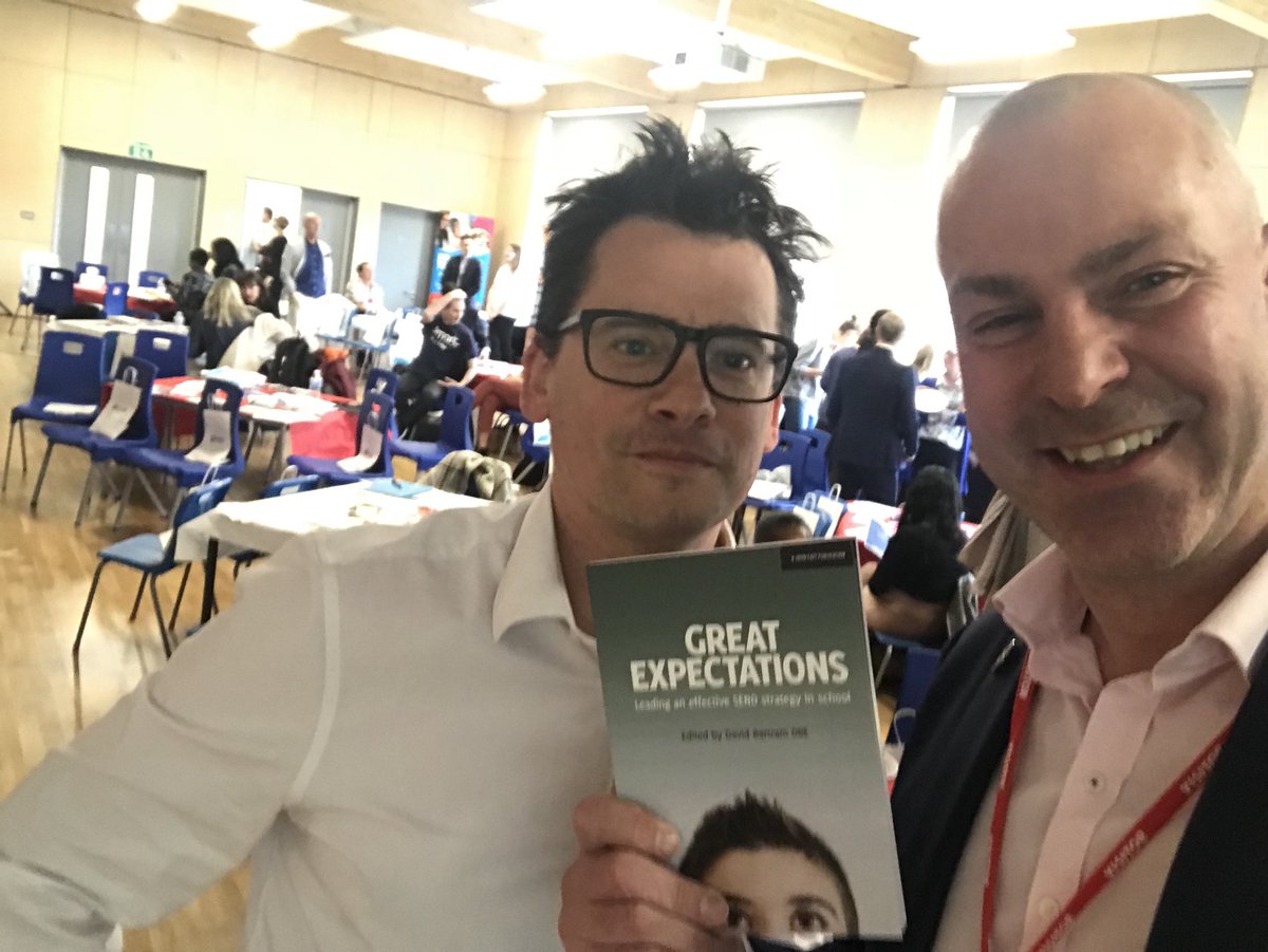 TeacherToolkit's tweet photo. Met headteacher Alison Kriel at #InclusionMeet > she will feature in our #TTkit100Women podcast π§ series https://t.co/qC2XinuKkW
Also, finally met @DavidBartram_. Grabbed his new book too! Great Expectations https://t.co/lRckjoYbxg #ukedchat #SLTchat https://t.co/UMGlmWjWXx