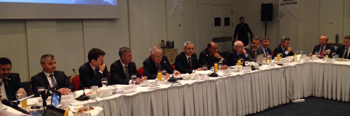 edevletgovtr's tweet photo. e-Devlet Koordinasyon Toplantısı Başbakanlık Müsteşar Yrd. Sayın Hüsamettin GÜLHAN, UDHB Müsteşar Yrd. Sayın Galip ZEREY, KVKK Başkanı Sayın Prof. Dr. Faruk BİLİR konuşmaları ile devam ediyor. #eDevlet #KVKK https://t.co/678WNuS3iL