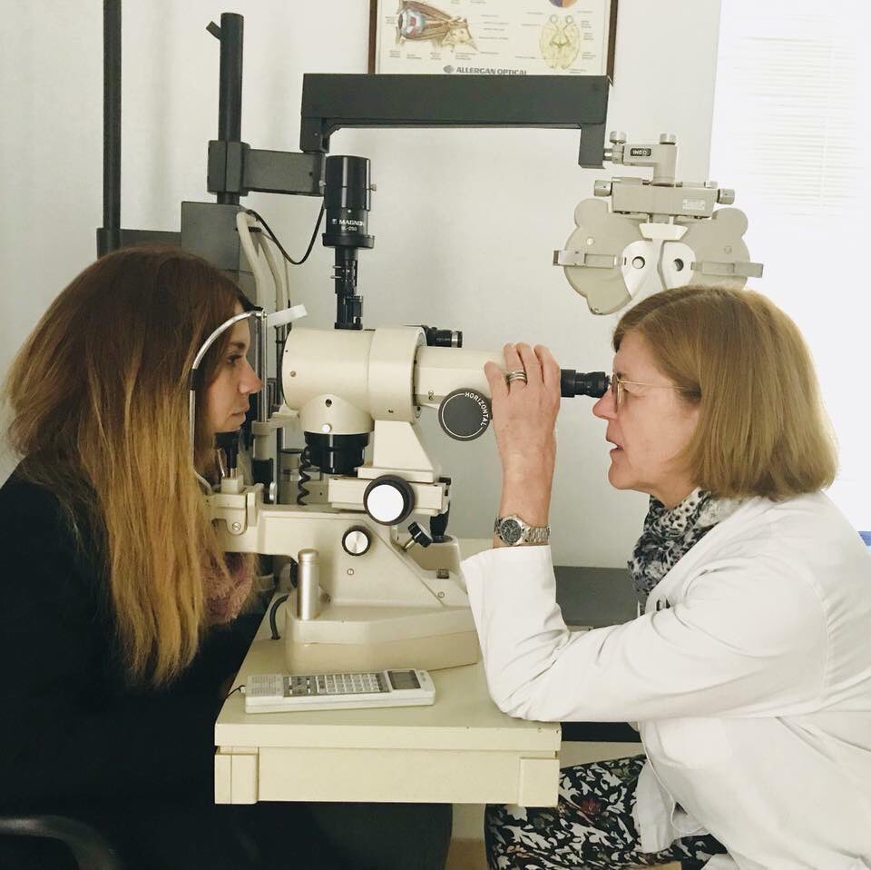 opticacentrochi's tweet photo. ¡Más de 25 años nos avalan, confía en profesionales!
En Óptica Centro #Chiclana somos especialistas en el cuidado de tu salud visual... 🕶👓 https://t.co/TnbLTtZUAQ