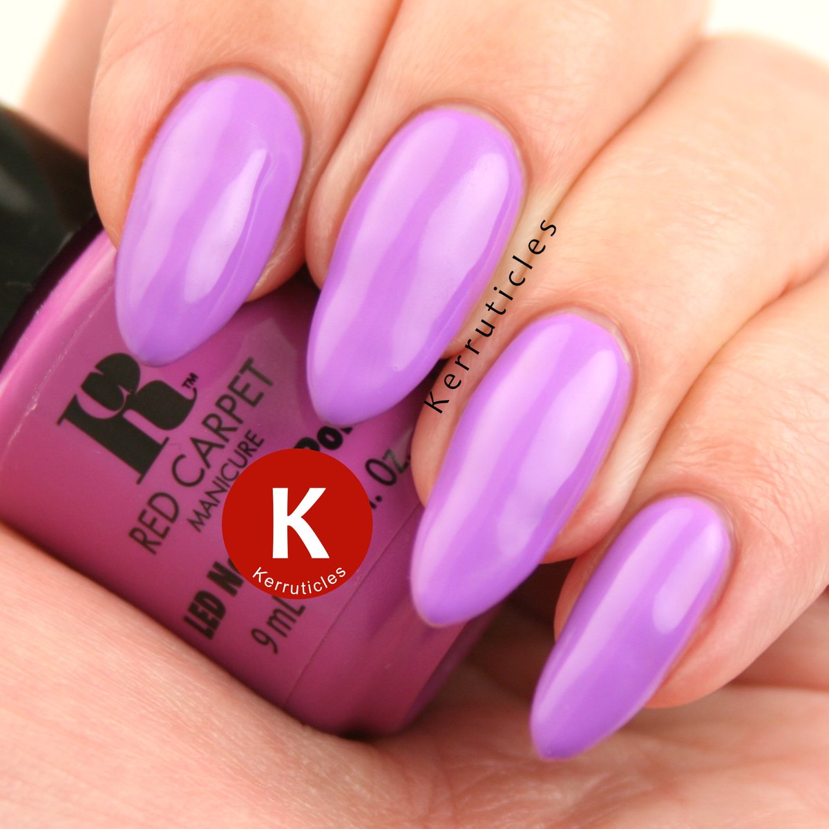 RCBeauty_uk's tweet image. Best Buds! Worn by @Kerruticles, we love this perfect purple shade. redcarpetmanicure.co.uk/shop/rcm-led-g…