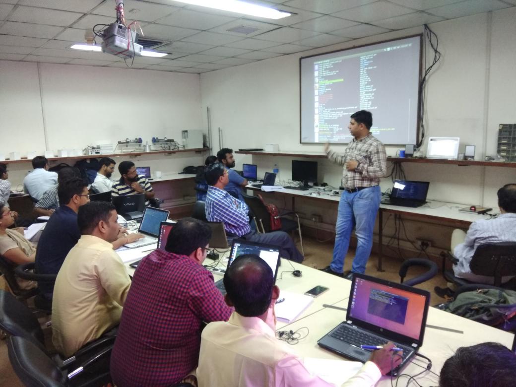 #Code2Learn with #python. A session by Sandeep Nagar.  Physics teachers taking first steps in #ComputationalPhysics  with python. #ExpEYES