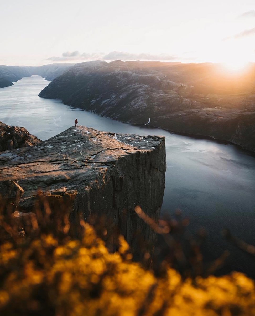 visualsplanet's tweet photo. Your daily inspiration! By: @jackharding #visualsplanet https://t.co/3hY8yBaGo2 https://t.co/tjHOig8bK0