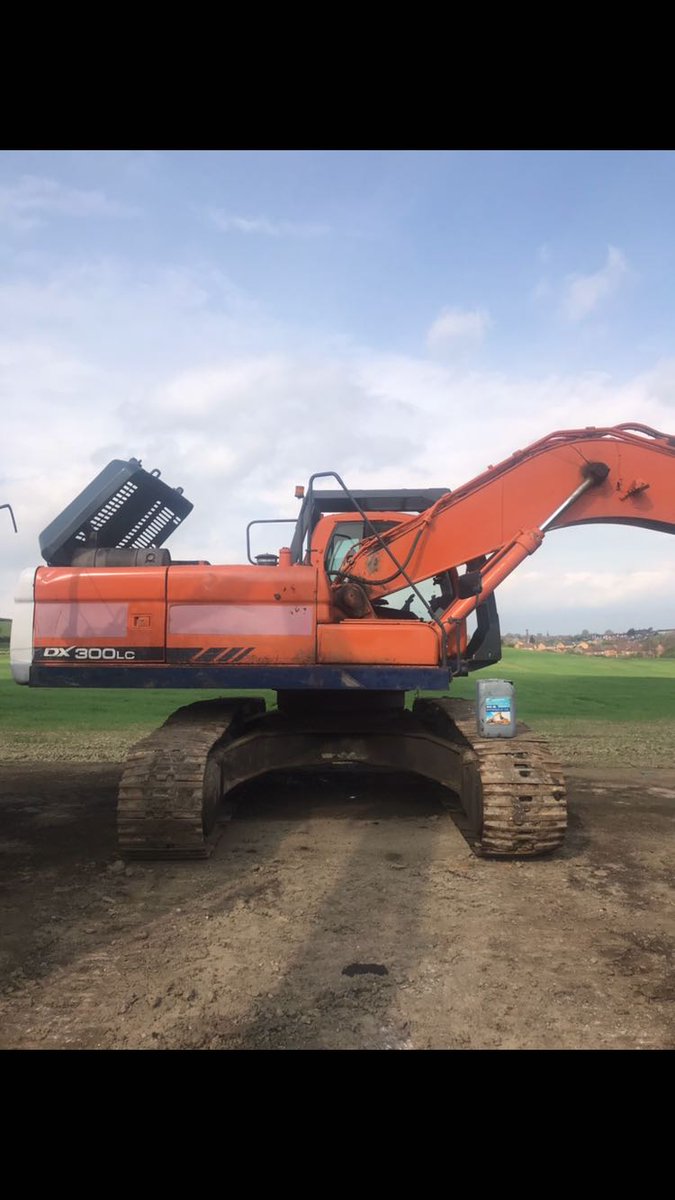 findmymachine1's tweet photo. For Sale : Doosan 2008 DX300 SL.  13k hours. 

#doosan #dx300 #excavator #usedplant #findmymachine https://t.co/VI9FkdaFGx
