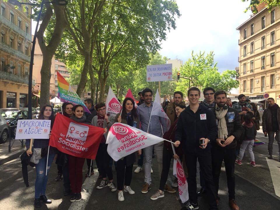 JeunesSoc's tweet photo. Nous étions hier mobilisé.e.s pour le #1Mai. Nous sommes de ceux qui défendent le droit du travail, pour le préserver et l’améliorer, pour la justice sociale. https://t.co/oC1zS434um