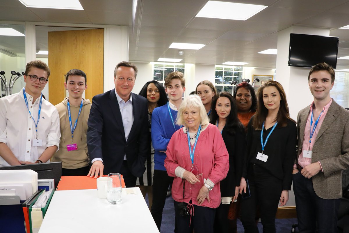 Conservatives's tweet image. Great to have former Prime Minister @David_Cameron, visit the volunteers in our call centre who have worked tirelessly throughout this local election campaign. One day to go! 🗳