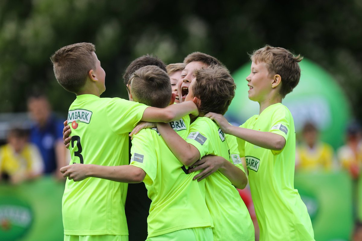 A przed finałem Pucharu Polski inny, niemniej ważny finał – turnieju „Z Podwórka na Stadion”. Kilkanaście minut po godzinie 10 rozpoczęła się walka o marzenia :)