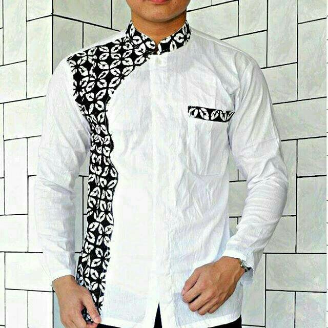 furqonfox's tweet photo. Saya menjual kemeja batik prada seharga Rp70.000. Dapatkan produk ini hanya di Shopee! https://t.co/TJCTRECMnx #ShopeeID https://t.co/prdNfLQj0A