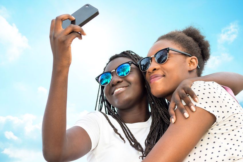 Biz_Africa's tweet photo. #AfricaMonth: Africa's youth represent hope for the future https://t.co/j2HJjASiew by @louise_marsland #Africa #youth #research #youthmarketing #GenZ #generationZ #Afrillennials @LiquidTelecom https://t.co/bxitkv4yCO