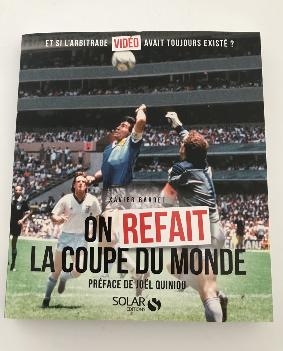 Footballogue's tweet image. [#LeLivreDuMois📕] JEU CONCOURS ! 🎁

RT + FOLLOW @Footballogue pour tenter de gagner un des 5 livres "On refait la Coupe du Monde - Et si l’assistance vidéo à l’arbitrage avait toujours existé ?" mis en jeu ! 

TAS le 09/05/2018