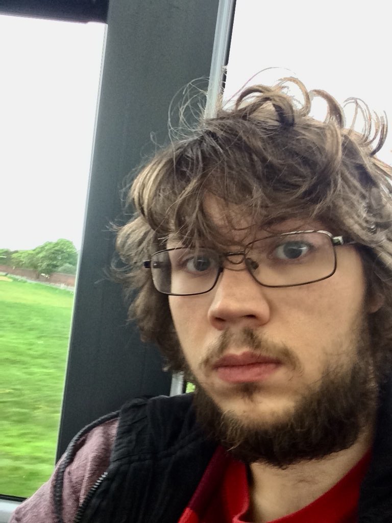 JKBLilly's tweet photo. @gshowitt #Busface https://t.co/sfk0z5rHcB