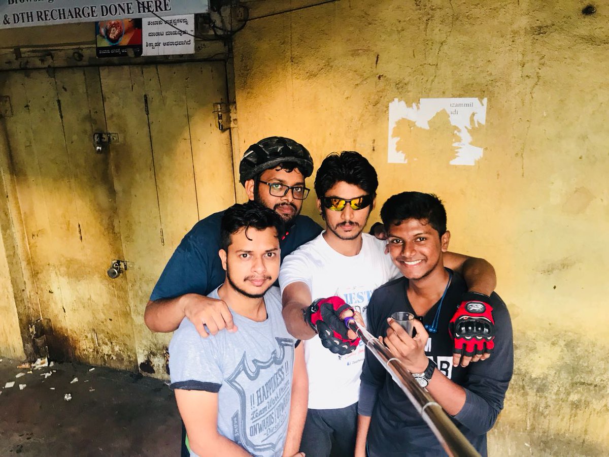RohitEBidkar's tweet photo. Even if you wake up late
Go
Ride
Coz there is still a lot to be enjoyed.
#Cycling #GoatsArmy #CoffeeRide #LateLathif https://t.co/Vd8F0k3Cd3