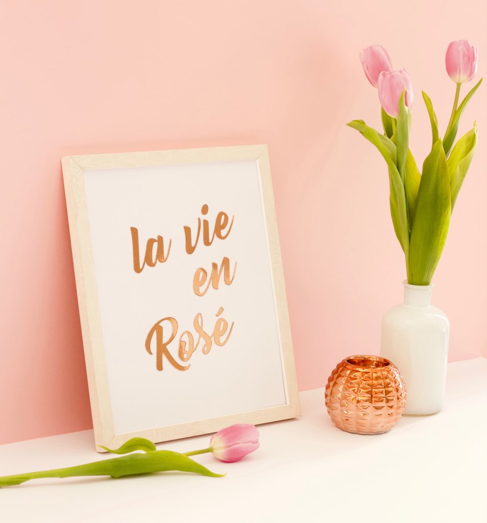 popcut_'s tweet photo. La vie en Rosé - Life in Pink 👉https://t.co/o0unNPcT0x #homedecor #wallpaperart #walldecor #wallart #wallprintart #papercut #poster #wallpicture #framedart #lavieenrose #lifeinpink #copper #typographyart #typographyprint #frenchquotes #etsyart #etsyhandmade #etsystore https://t.co/EF3fVdXixp