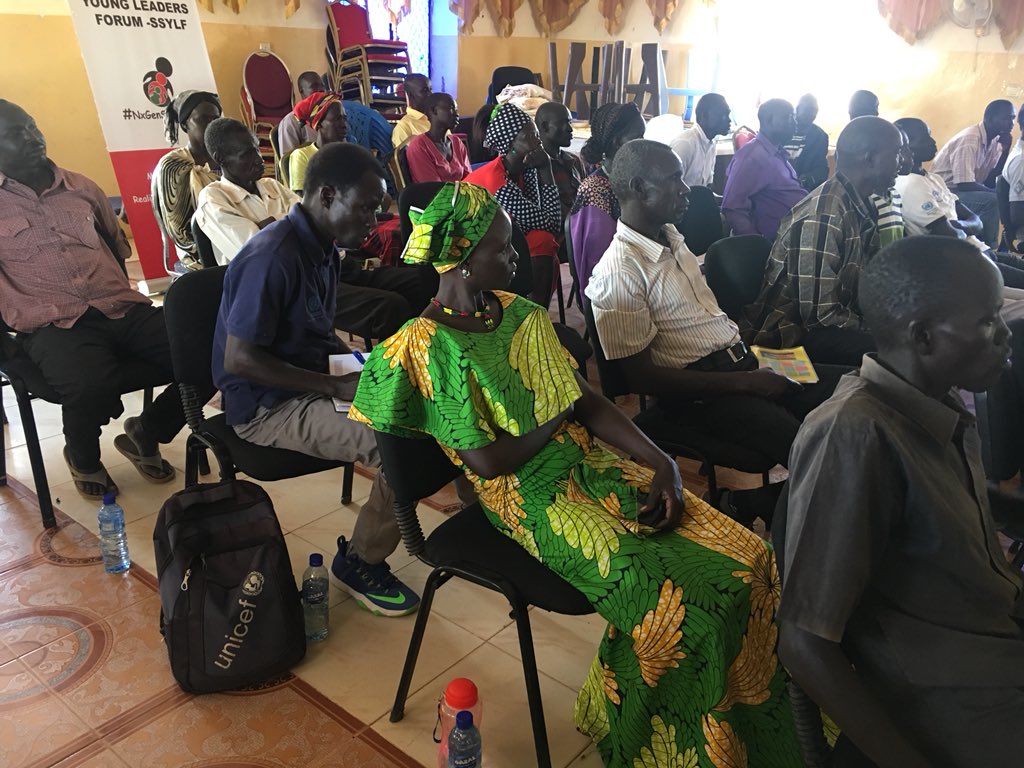 AjakPeter's tweet photo. One woman shared that she had lost her father during the liberation war, and her brother and her husband to the ongoing civil war. Young people are dying in large numbers and politicians are busy looting the country. #SSYLF meeting in #Nyamlel #SouthSudan https://t.co/mkl1rHdZFk